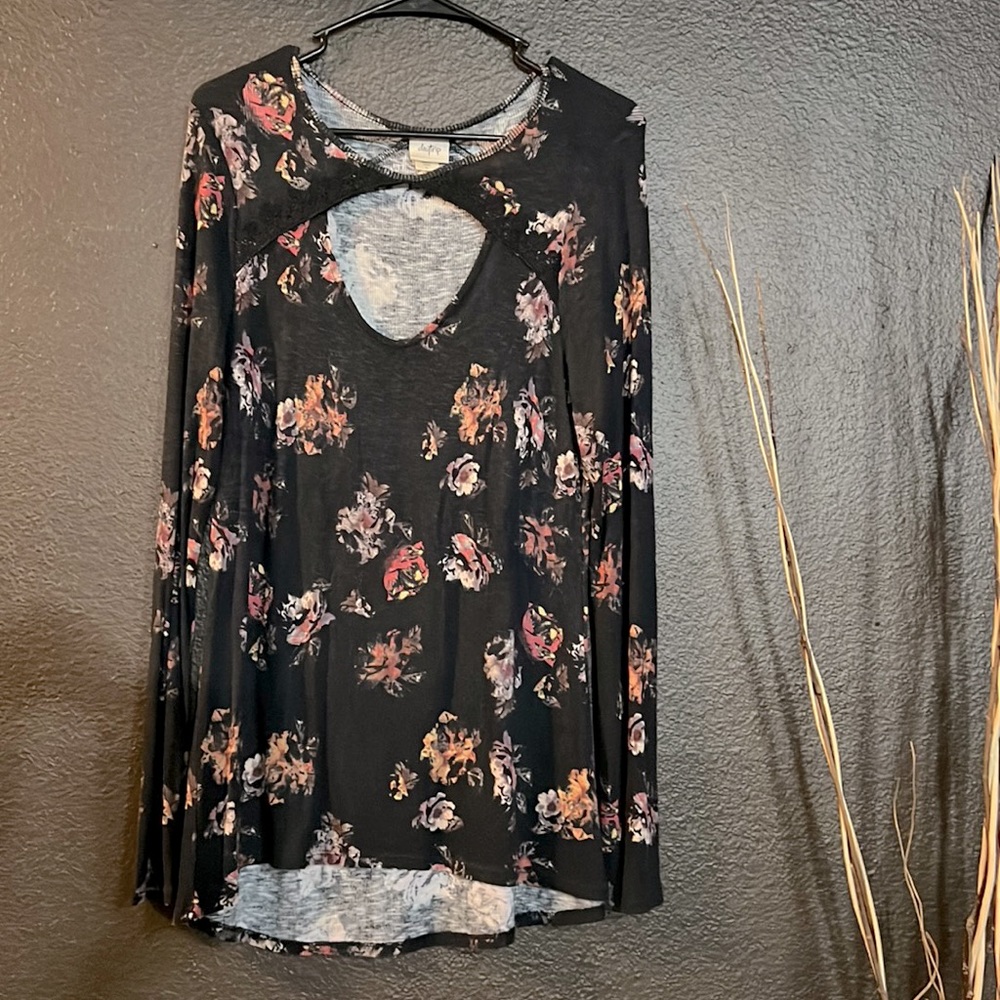 Long floral top